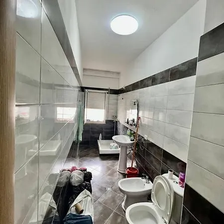 Fresk Area Apartment *